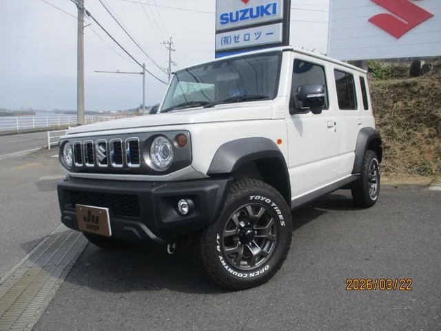 Suzuki JIMNY NOMADE FC 2025 — фото 1, купить с доставкой в Москву