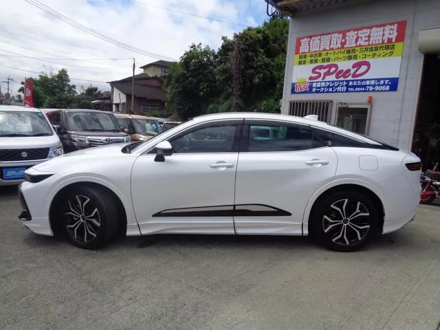 Toyota CROWN CROSSOVER G ADVANCED 2022 — миниатюра 2