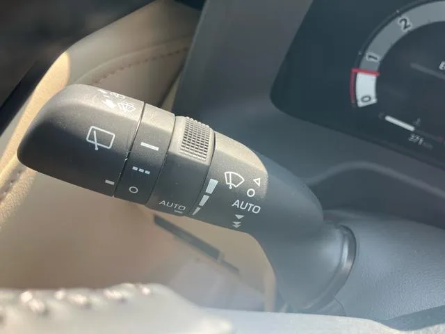 Toyota Land Cruiser ZX 2025 — миниатюра 3