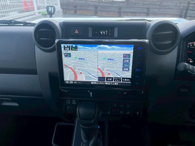 Toyota LAND CRUISER 70 AX 2024 — миниатюра 4