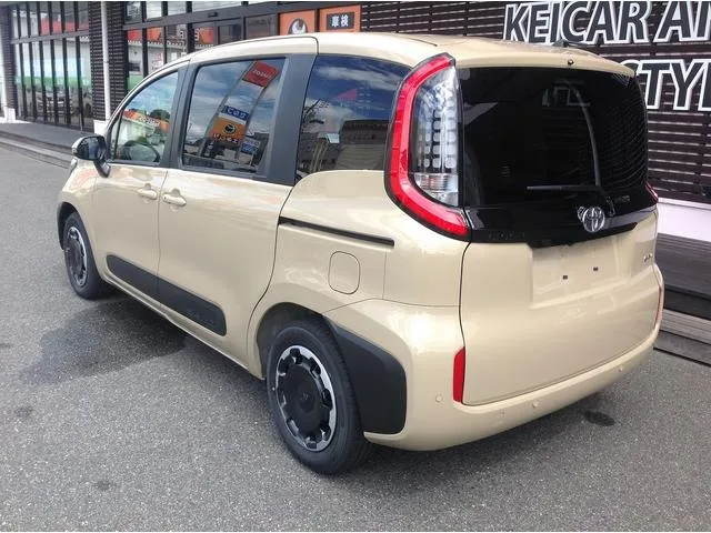 Toyota SIENTA HYBRID Z 2025 — миниатюра 3