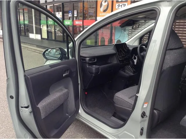 Toyota SIENTA HYBRID Z 2025 — миниатюра 4