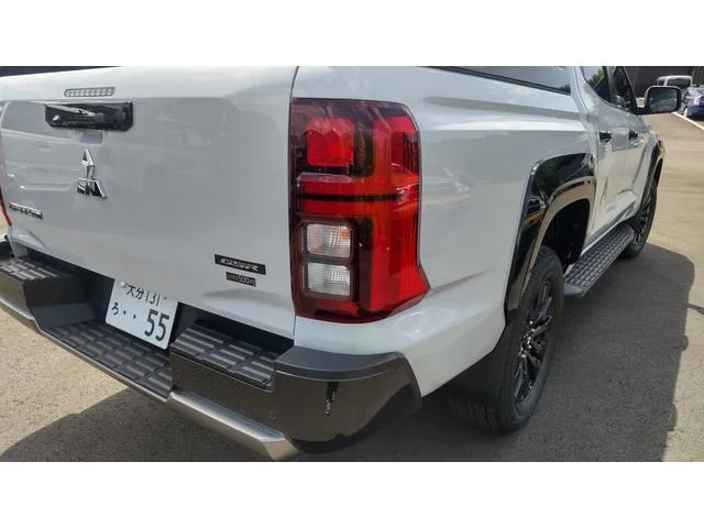 Mitsubishi TRITON 2024 — миниатюра 4
