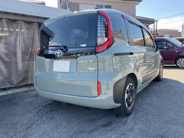 Toyota SIENTA HYBRID Z 2024 — миниатюра 5