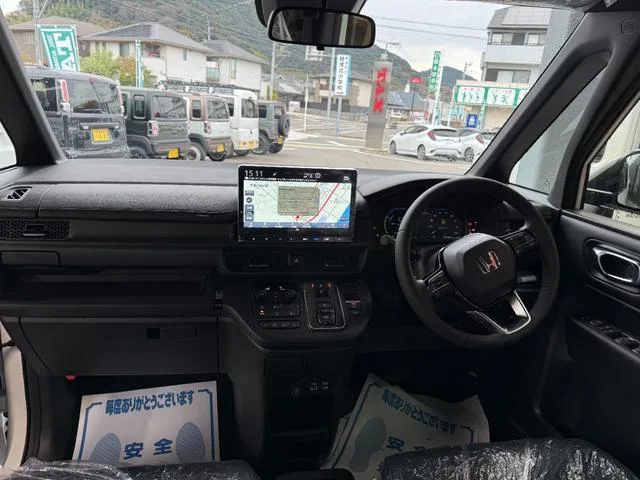 Honda STEPWAGON E:HEV SPADA 2025 — миниатюра 2