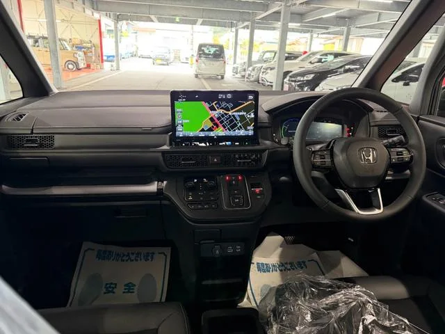 Honda STEPWAGON E:HEV SPADA 2025 — миниатюра 2