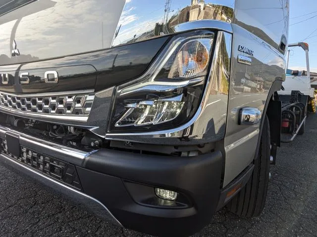 Mitsubishi Fuso CANTER 2023 — миниатюра 2