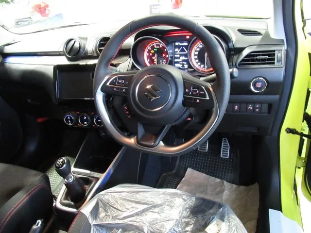 Suzuki SWIFT SPORT ZC33S FINAL EDITION 2025 — миниатюра 4