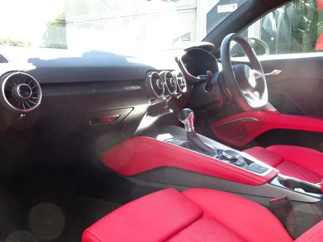 Audi TTS COUPE BASE GRADE 2023 — миниатюра 4