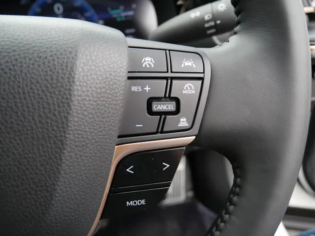 Toyota CROWN CROSSOVER G ADVANCED LEATHER PACKAGE 2022 — миниатюра 4