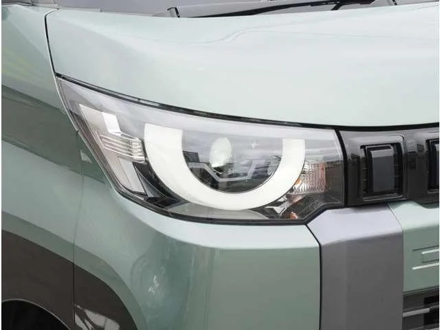 Mitsubishi DELICA MINI T PREMIUM LIMITED EDITION 2025 — миниатюра 4