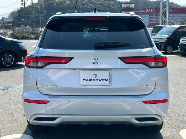 Mitsubishi OUTLANDER PHEV P 2022 — миниатюра 3