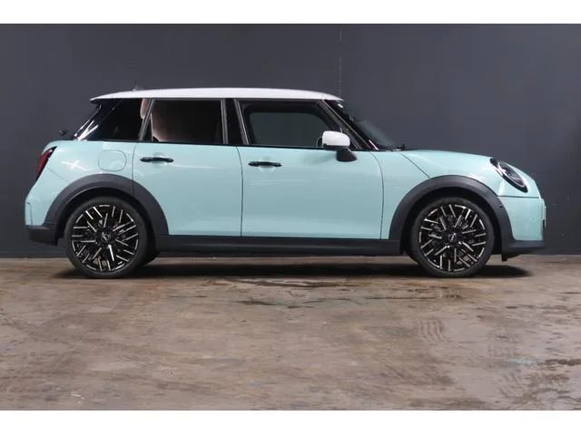 MINI MINI COOPER C FAVOURED TRIM 2024 — миниатюра 5