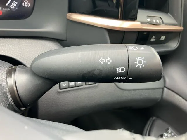 Toyota CROWN CROSSOVER G ADVANCED LEATHER PACKAGE 2023 — миниатюра 4