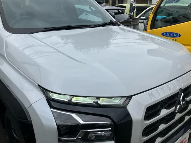 Mitsubishi TRITON GSR 2024 — миниатюра 2