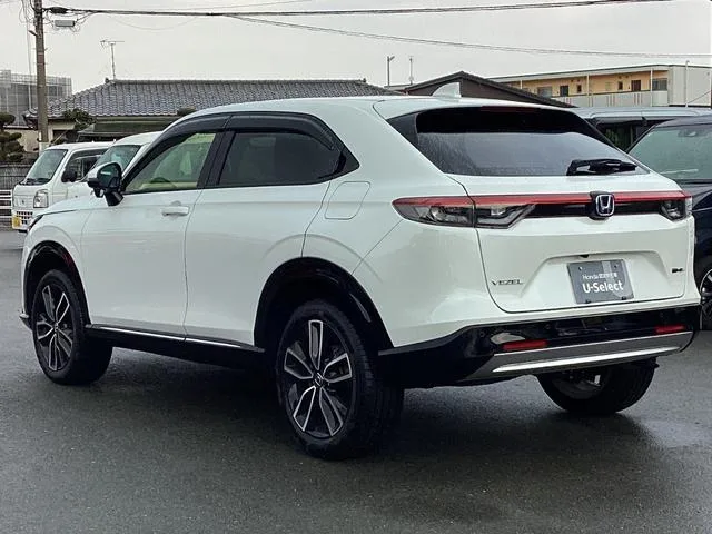 Honda VEZEL E:HEV Z 2024 — миниатюра 3