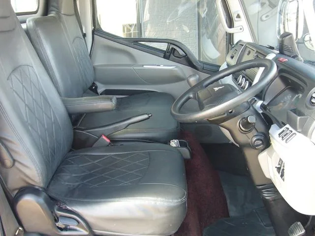 Mitsubishi Fuso CANTER ALL LOW FLOOR 2022 — миниатюра 4