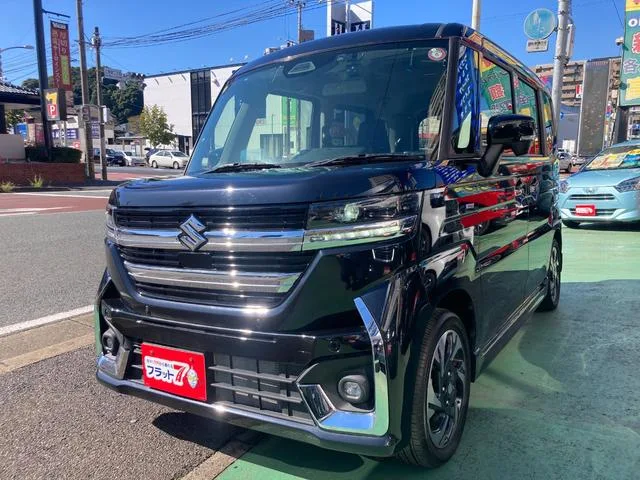 Suzuki SPACIA CUSTOM HYBRID XS TURBO 2023 — фото 1, купить с доставкой в Москву