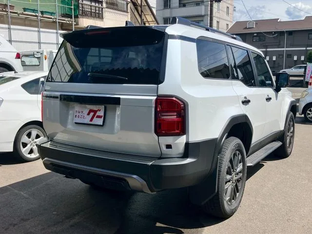 Toyota LAND CRUISER 250 ZX 2024 — миниатюра 5