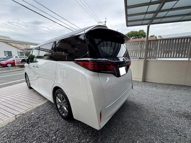 Toyota Alphard Z 2024 — миниатюра 2