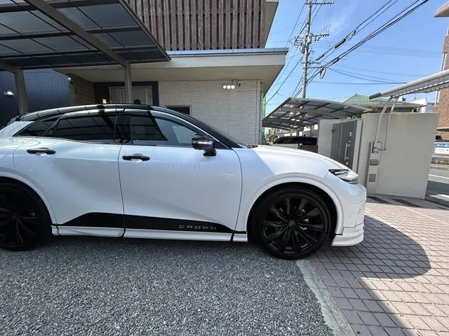 Toyota CROWN SPORT Z 2024 — миниатюра 3