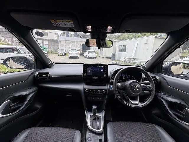Toyota YARIS CROSS HYBRID Z 2023 — миниатюра 5