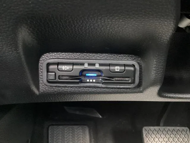 Honda VEZEL E:HEV Z 2023 — миниатюра 4