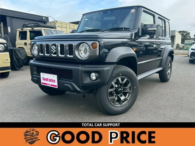 Suzuki JIMNY NOMADE FC 2025 — фото 1, купить с доставкой в Москву