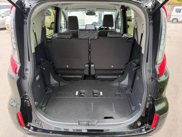 Toyota SIENTA HYBRID Z 2023 — миниатюра 4