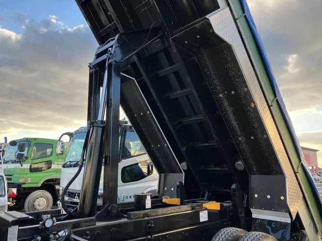 Mitsubishi Fuso SUPER GREAT 2025 — миниатюра 5