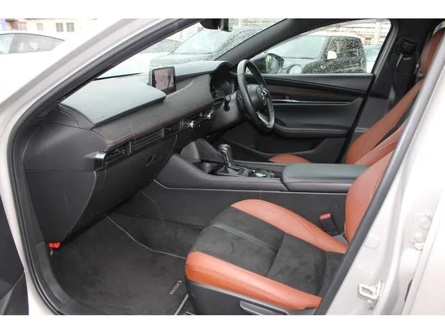 Mazda MAZDA3 FASTBACK XD RETRO SPORTS EDITION 2023 — миниатюра 3