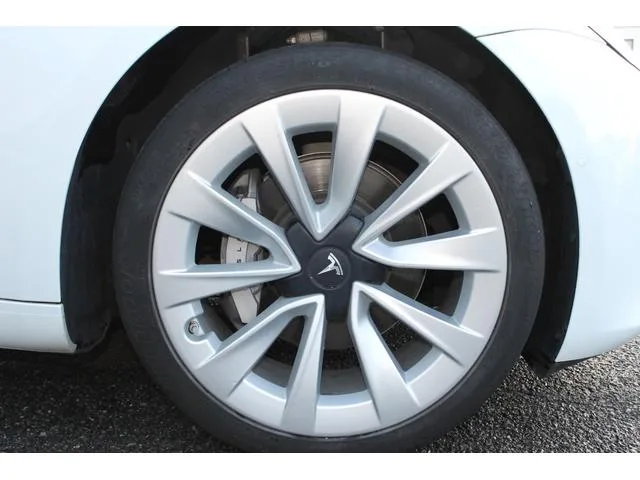 Tesla MODEL 3 LONG RANGE AWD 2022 — миниатюра 4