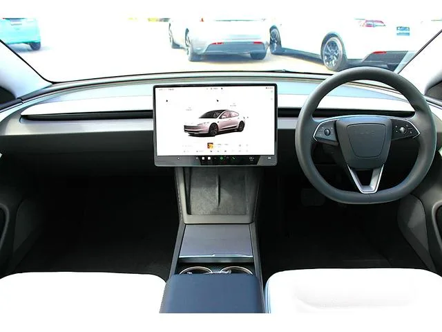 Tesla MODEL 3 2025 — миниатюра 3