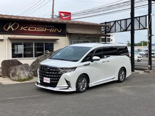 Toyota ALPHARD HYBRID Z 2024 — фото 1, купить с доставкой в Москву