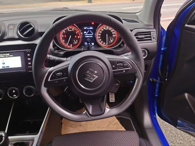 Suzuki SWIFT SPORT ZC33S FINAL EDITION 2025 — миниатюра 4