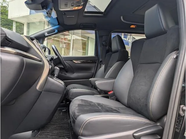Toyota ALPHARD 2022 — миниатюра 2
