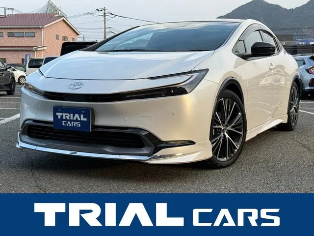 Toyota PRIUS Z 2025 — фото 1, купить с доставкой в Москву