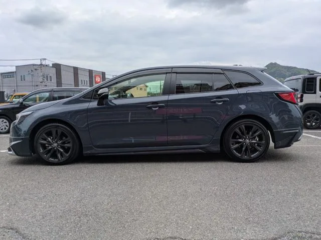 Toyota COROLLA TOURING 2024 — миниатюра 3