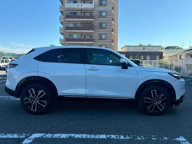 Honda VEZEL 2024 — миниатюра 2