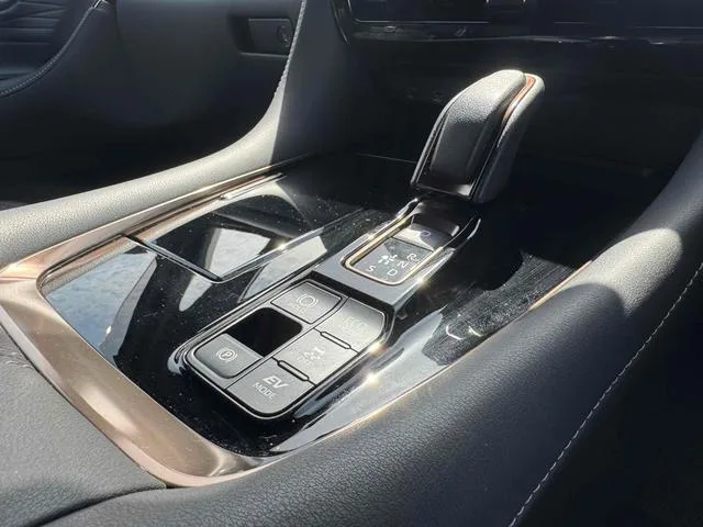 Toyota VELLFIRE HYBRID Z PREMIER 2024 — миниатюра 4