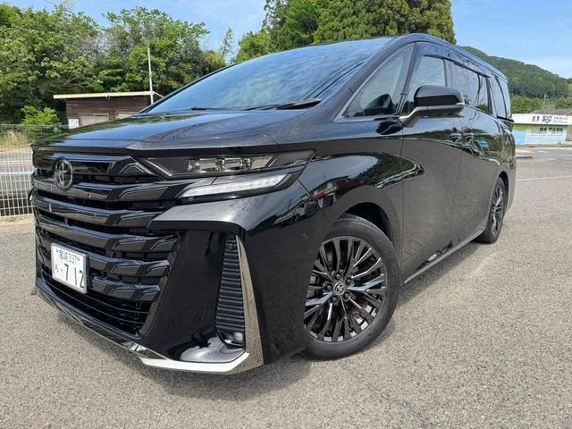 Toyota VELLFIRE HYBRID Z PREMIER 2024 — фото 1, купить с доставкой в Москву