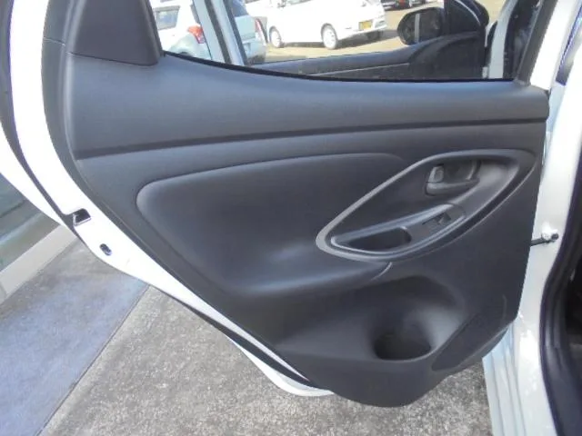 Toyota Yaris G 2025 — миниатюра 3