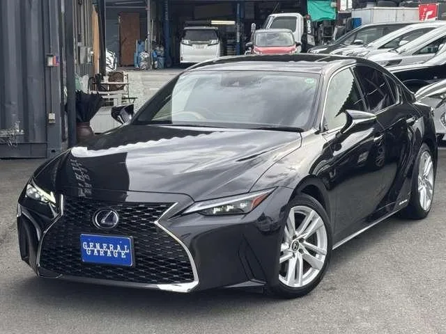 Lexus IS IS300H 2022 — миниатюра 2