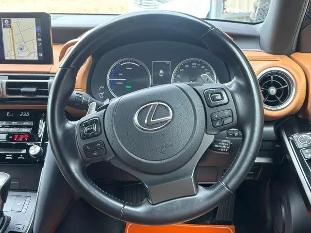 Lexus IS IS300H 2022 — миниатюра 5