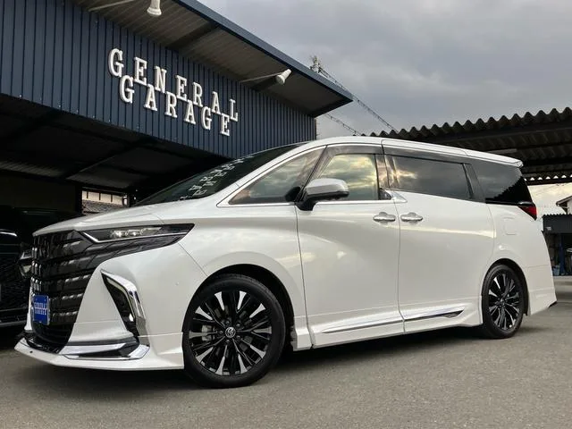 Toyota ALPHARD HYBRID EXECUTIVE LOUNGE 2025 — миниатюра 4