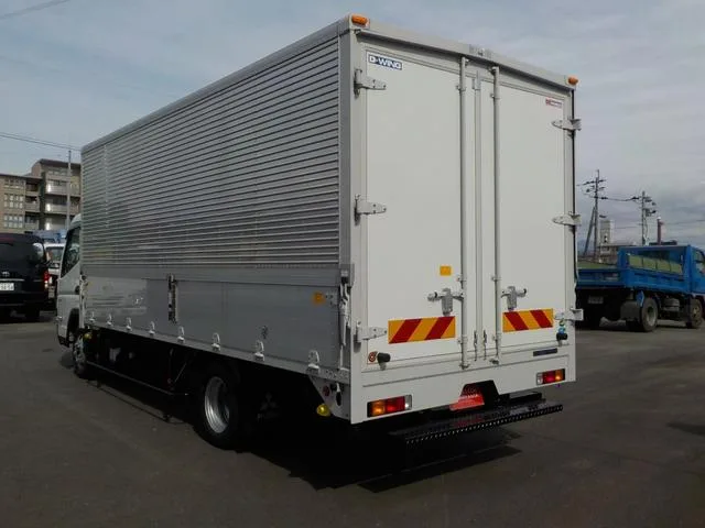 Mitsubishi Fuso CANTER 2023 — миниатюра 3