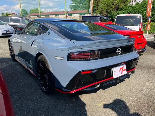 Nissan FAIRLADY Z NISMO 2025 — миниатюра 4