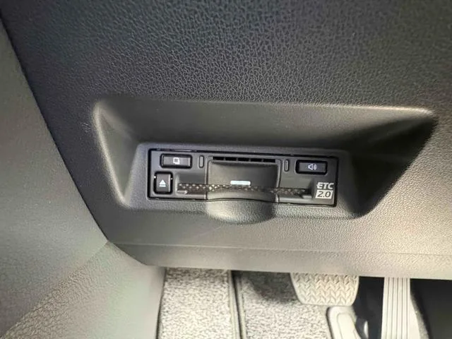 Toyota ALPHARD Z 2024 — миниатюра 3