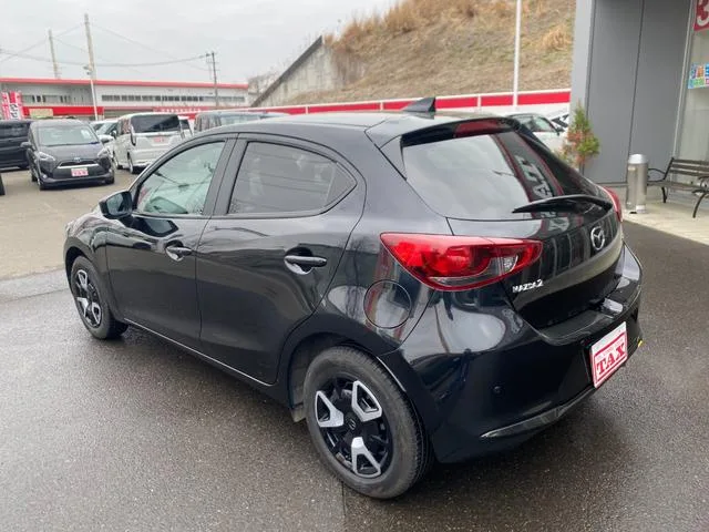 Mazda MAZDA2 15 BD 2024 — миниатюра 3