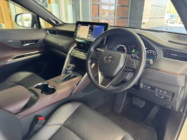 Toyota HARRIER HYBRID Z LEATHER PACKAGE 2022 — миниатюра 4